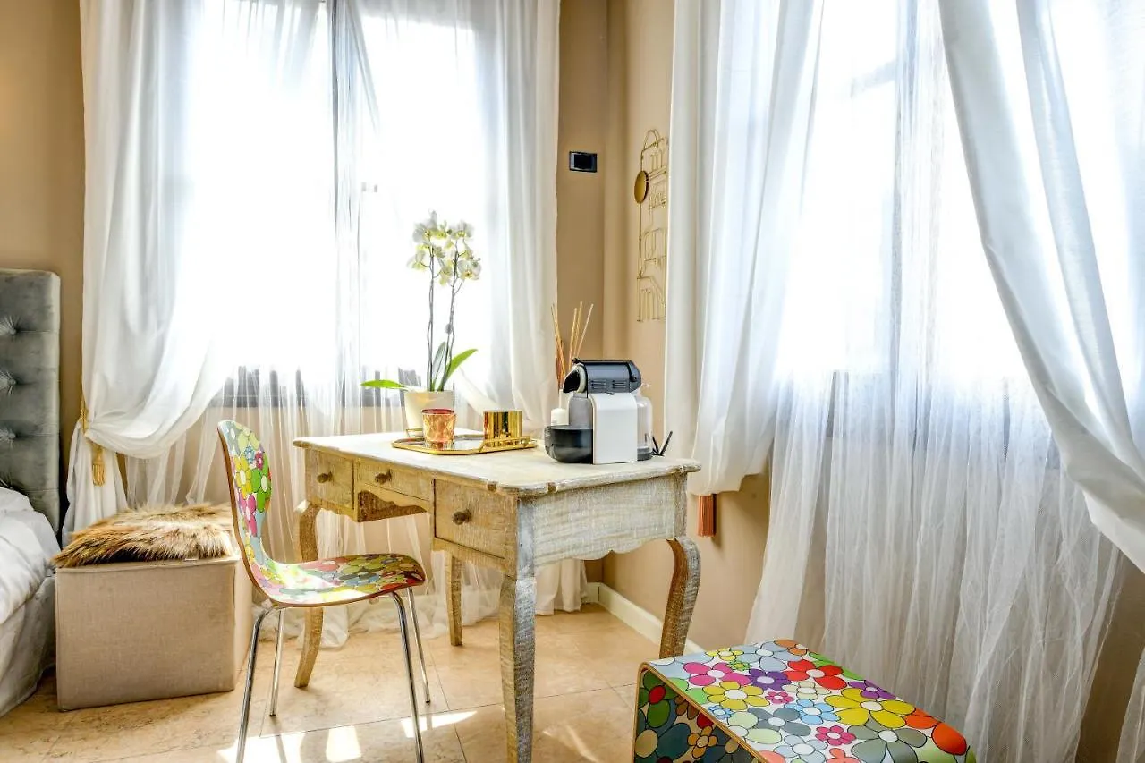 Guest house Prestige Suite Sirmione Italy